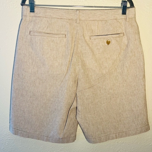 BANANA REPUBLIC Tan Pinstripe Linen Blend Flat Front Beige Preppy Shorts Size 33 - Picture 2 of 4